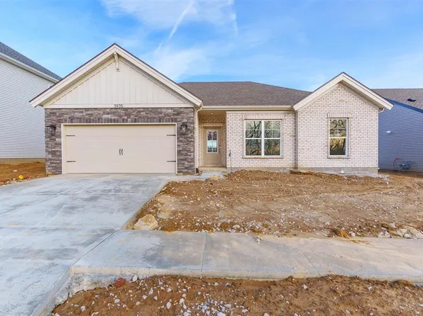 3935 Heatherstone Dr, Owensboro, KY 42301
