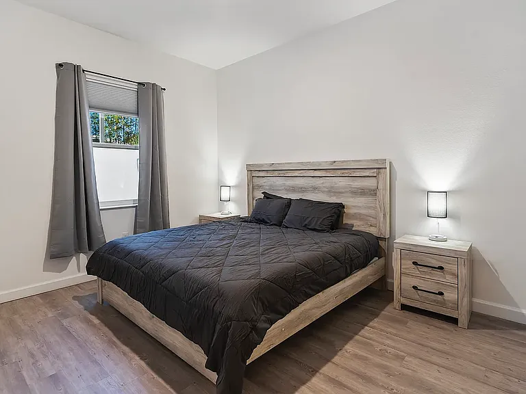 633 Trikomo Dr — Photo 39