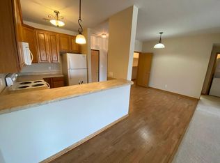 2321 Bristol Dr Unit 203, Ames, IA 50010