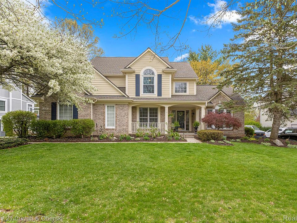 1st image of 1424 Woodbridge Ln