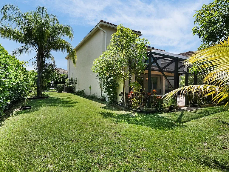 15205 Seaglass Terrace Ln — Photo 47