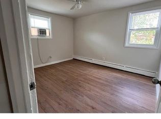5215 B St SE APT 101, Washington, DC