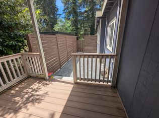 20333 14th Ave NE APT B, Shoreline, WA 98155
