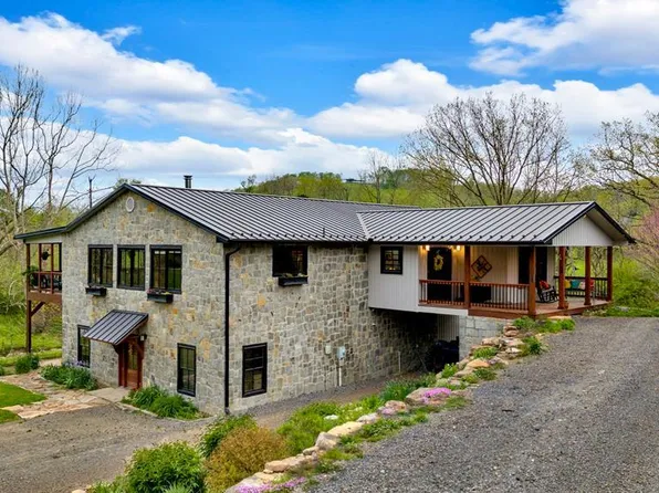 528 Tower Rd, Lebanon, VA 24266