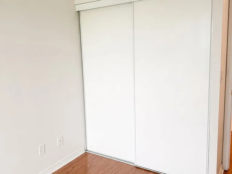 11 Oneida Cres #305 — Photo 7