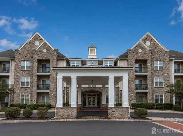 100 Middlesex Blvd APT 240, Plainsboro, NJ 08536