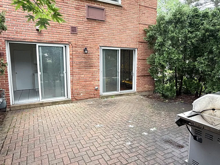 1531 Palmgren Dr — Photo 22