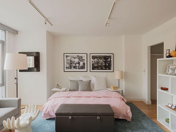 4th image of 60 Water St APT 719