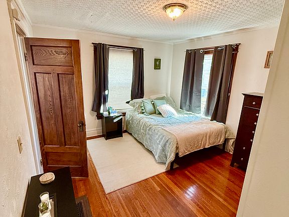 5th image of 1279 Park Ave #1