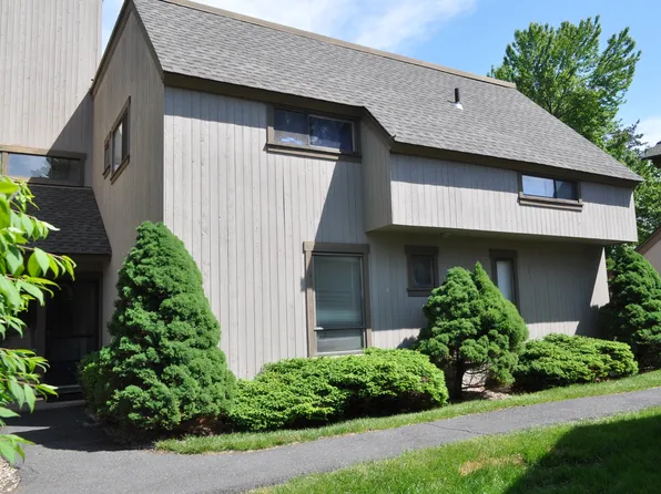 94 Mallard Drive, Farmington, CT 06032