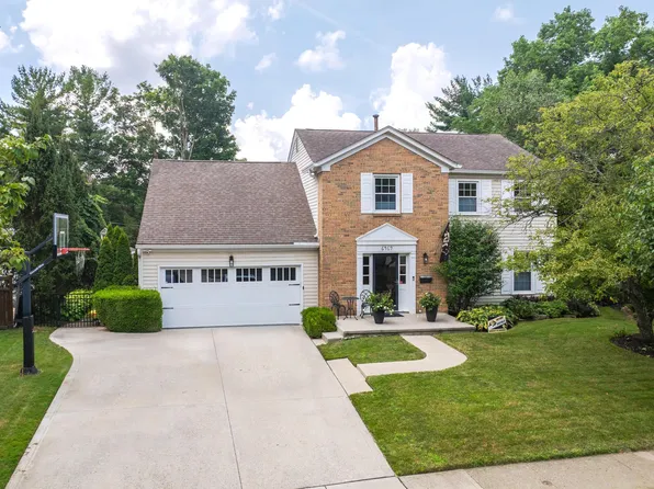 6469 Masefield St, Worthington, OH 43085