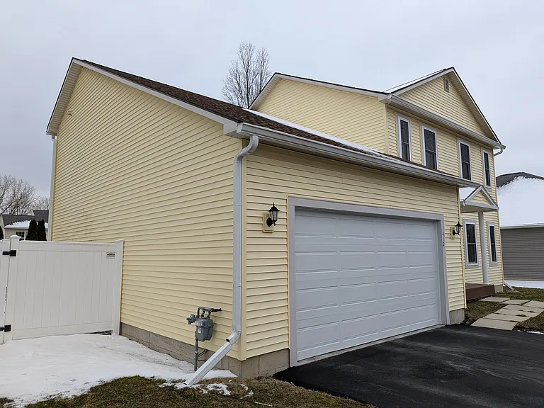 412 McClennan Dr — Photo 27