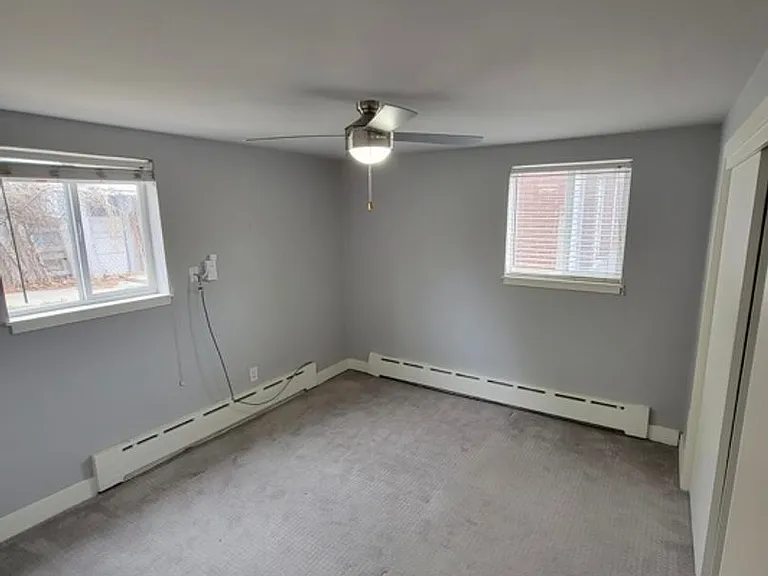 221 N Quince St — Photo 30
