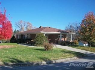 1401 Providence Rd, Richmond, KY 40475