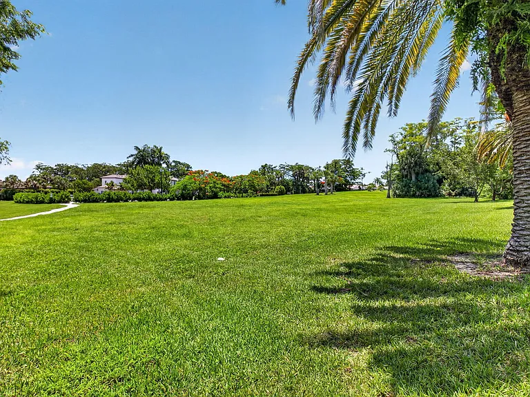 9264 Vista Del Lago #A — Photo 38