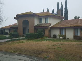 9045 E Shaw Ave, Clovis, CA 93619