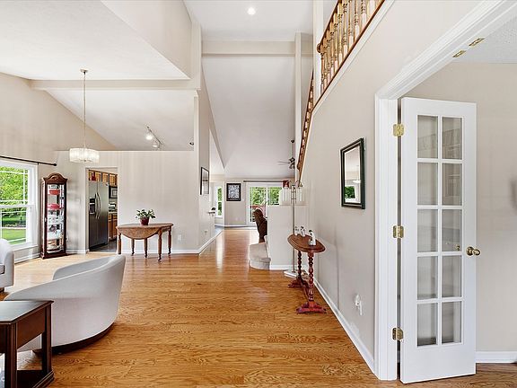 4th image of 11150 Plum Hollow Cir