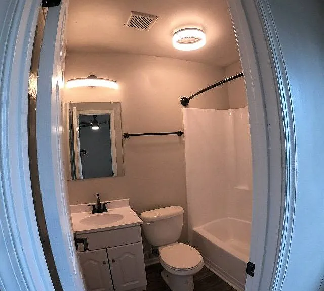 Premium Bathroom Premium Bathroom