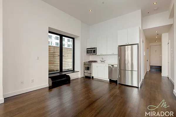 Rented by Mirador Real Estate | media 40