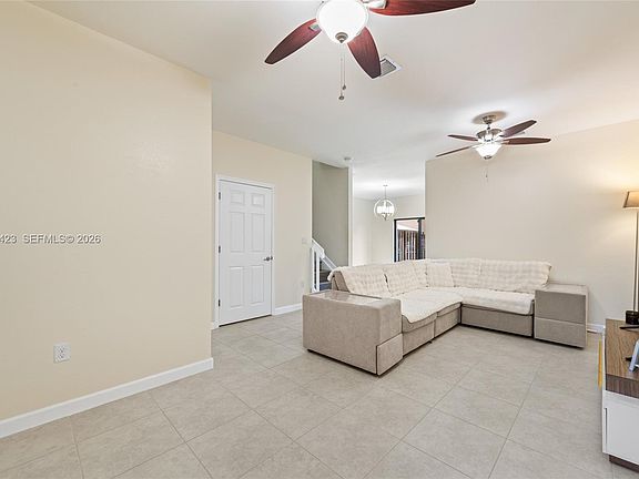 4th image of 3777 SE 3rd St