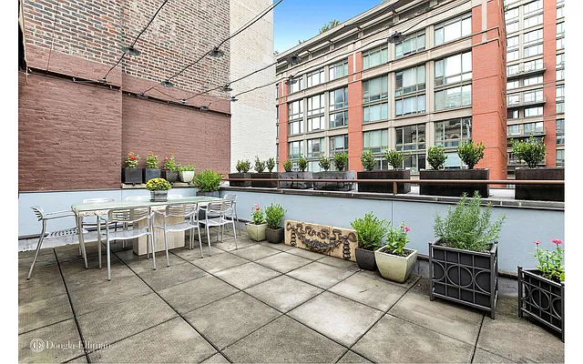 Sold by Douglas Elliman | media 17