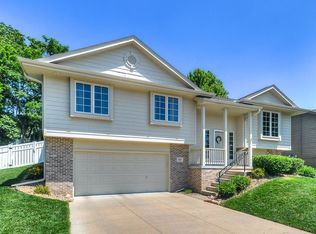 306 Carly Cir, Council Bluffs, IA 51503