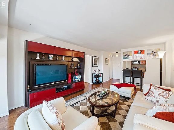 2nd image of 1160 3rd Ave APT 11K