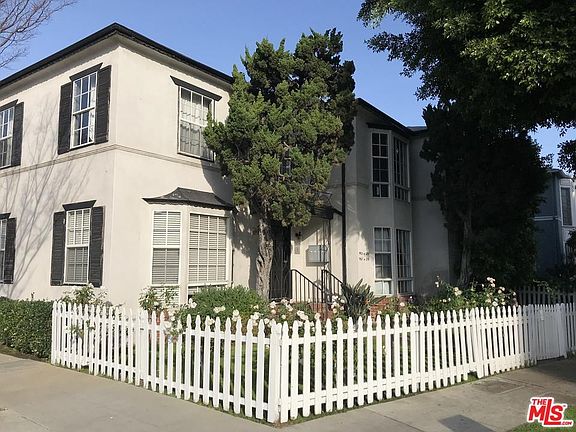 3rd image of 9425 W Olympic Blvd