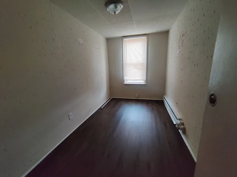 519 Green St #2 — Photo 7