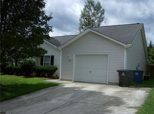 460 Old Wood Ln, Kernersville, NC 27284