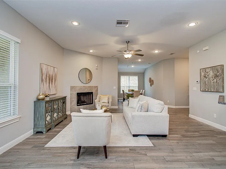 19029 Villa Ln — Photo 15