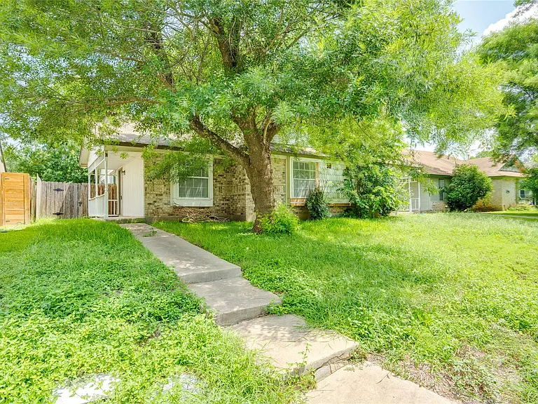 7918 W Gate Blvd — Photo 30