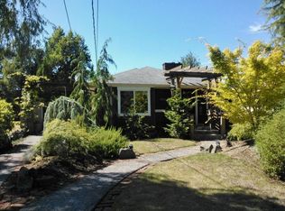 15815 11th Ave SW, Seattle, WA 98166