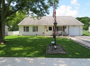 108 Windsor Dr, Churubusco, IN