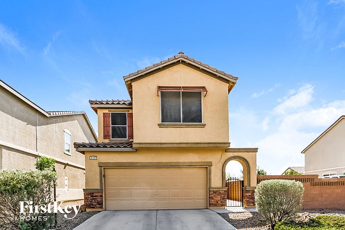 1st image of 8120 Pink Desert St