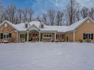 2551 E Summer Creek Dr, Bloomington, IN 47401