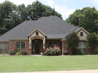 3630 Laura Ct, Midlothian, TX 76065