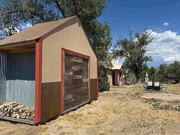 3rd image of 2001 Black Canyon Rd