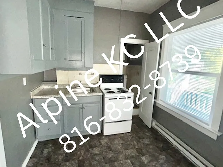 306 Spruce Ave #3 — Photo 4