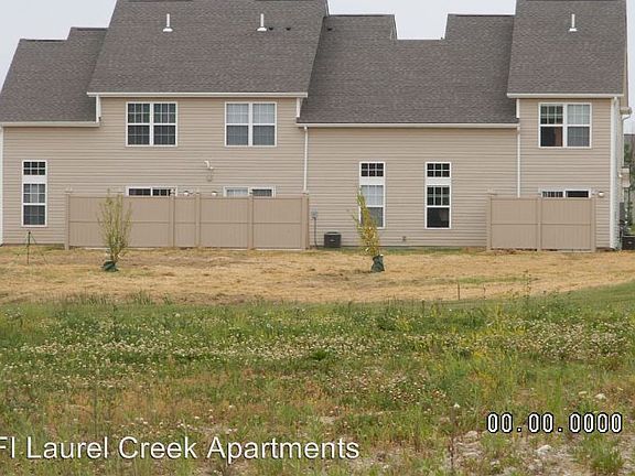 3rd image of 2235 Morning Glory Cir APT A