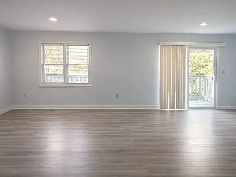 110 Briggs St — Photo 9