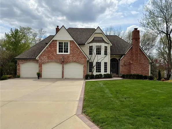 4245 W 124th Ter, Leawood, KS 66209
