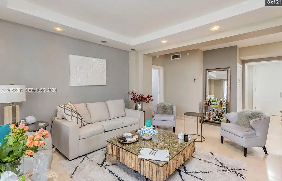 One Tequesta Point Condo — Photo 4