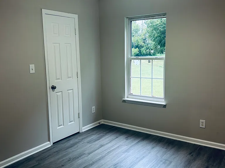 804 Valley Creek Dr — Photo 14