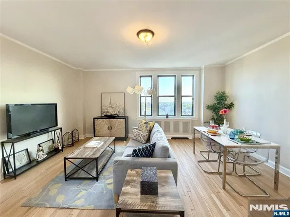 2600 Kennedy Boulevard #1003, Jersey City, NJ 07306