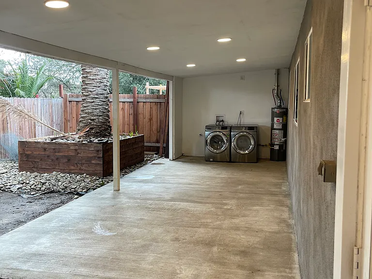 6951 Hoffman Ave — Photo 20