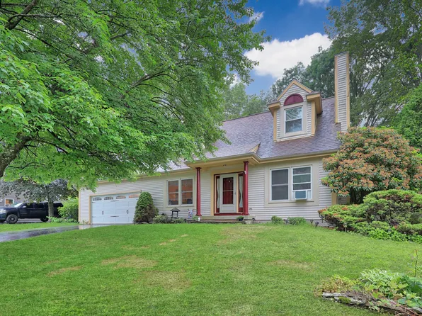 18 Deercrest Drive, Torrington, CT 06790