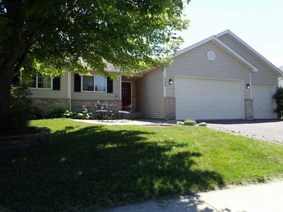 732 7th St N, Montrose, MN, 55363