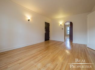 (Undisclosed Address), Chicago, IL 60625