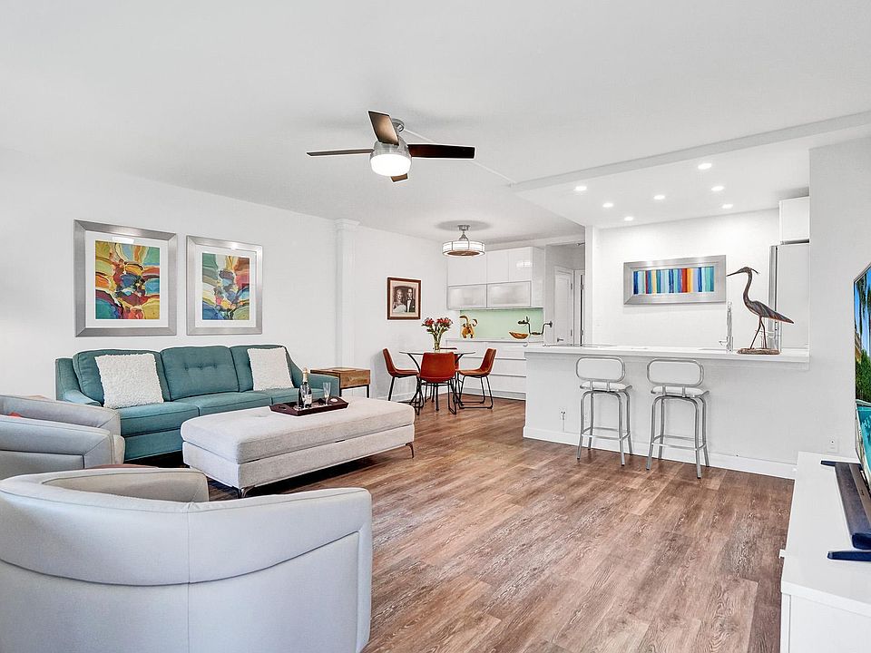 1st image of 101 N Birch Road #102